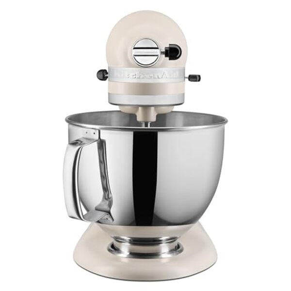 Découvrez le test complet du robot pâtissier KitchenAid Artisan : un appareil alliant polyvalence, design et performance pour des pâtisseries réussies à chaque utilisation.