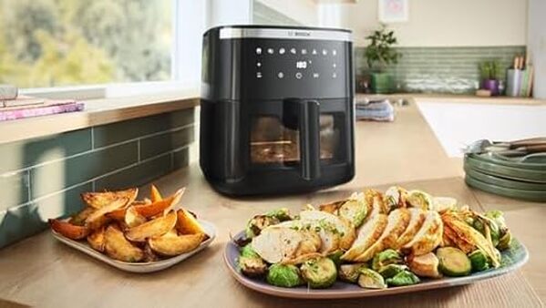 Découvrez notre test détaillé de la friteuse sans huile Bosch Série 6 MAF671B0 XXL : performances, avantages et verdict final pour cette friteuse grand format. 