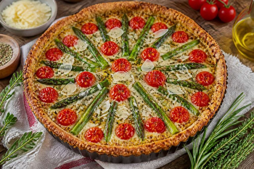 Recette de tarte aux asperges et aux tomates cerises