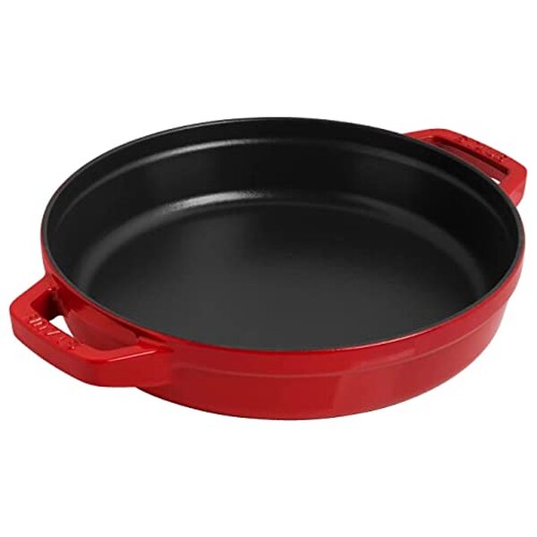 Découvrez notre test complet des casseroles en fonte cerise rouge Staub : qualité, durabilité et performances culinaires pour votre cuisine.