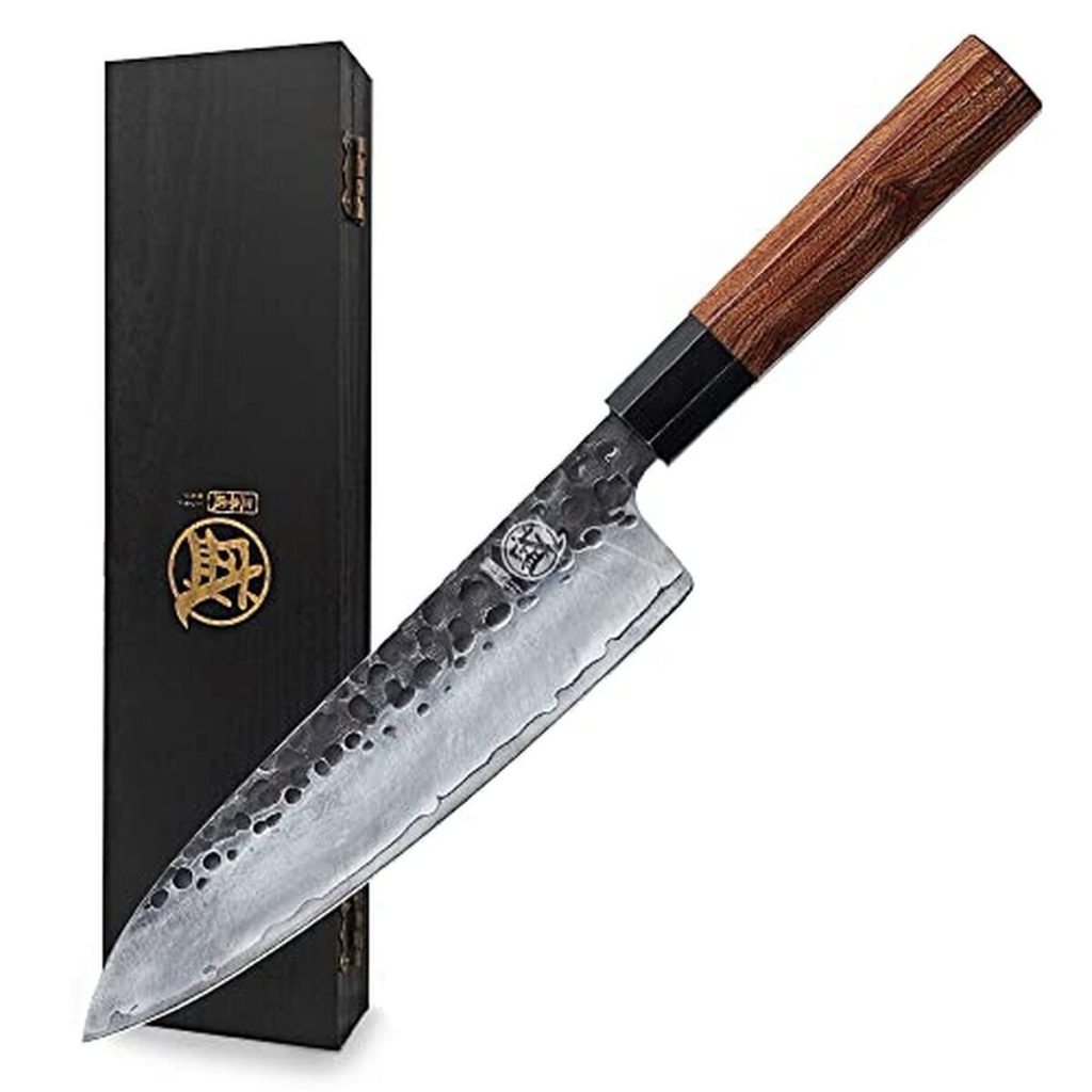 Test : couteau japonais Mitsumoto Sakari Gyutu 22 cm