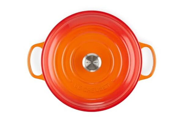 Découvrez notre test complet du faitout en fonte Le Creuset 30 cm : qualité, durabilité et performance culinaire pour une cuisine d'excellence.
