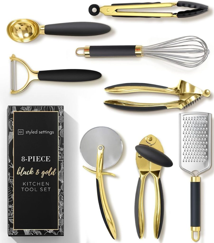 Test : ensemble luxueux d'ustensiles de cuisine noirs et dorés